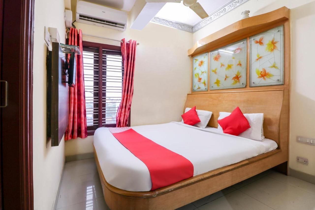 Hotel Oyo 71675 New Aishwarya Comforts Bangalore Exterior foto