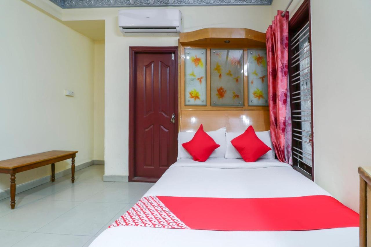 Hotel Oyo 71675 New Aishwarya Comforts Bangalore Exterior foto