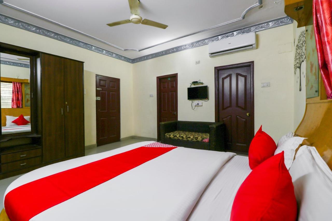 Hotel Oyo 71675 New Aishwarya Comforts Bangalore Exterior foto