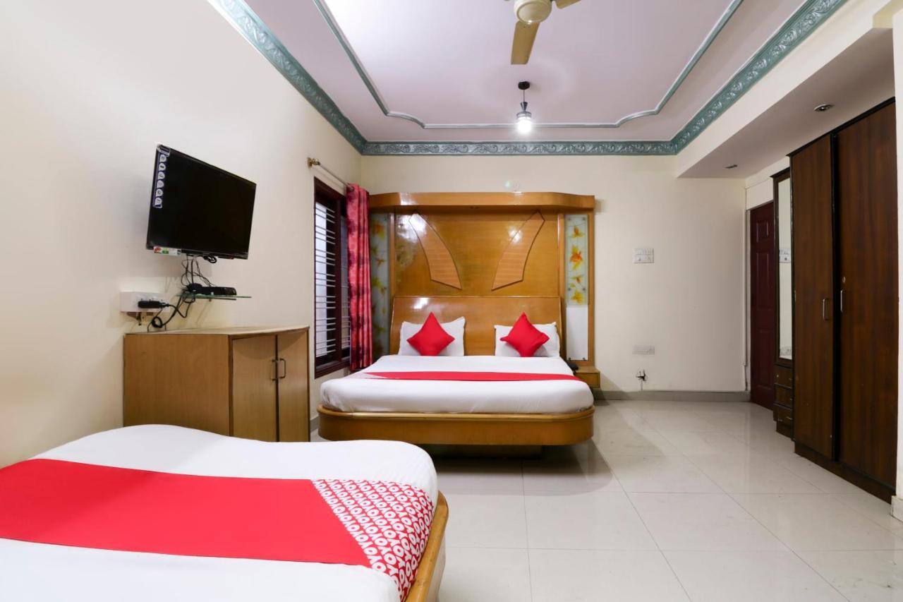 Hotel Oyo 71675 New Aishwarya Comforts Bangalore Exterior foto